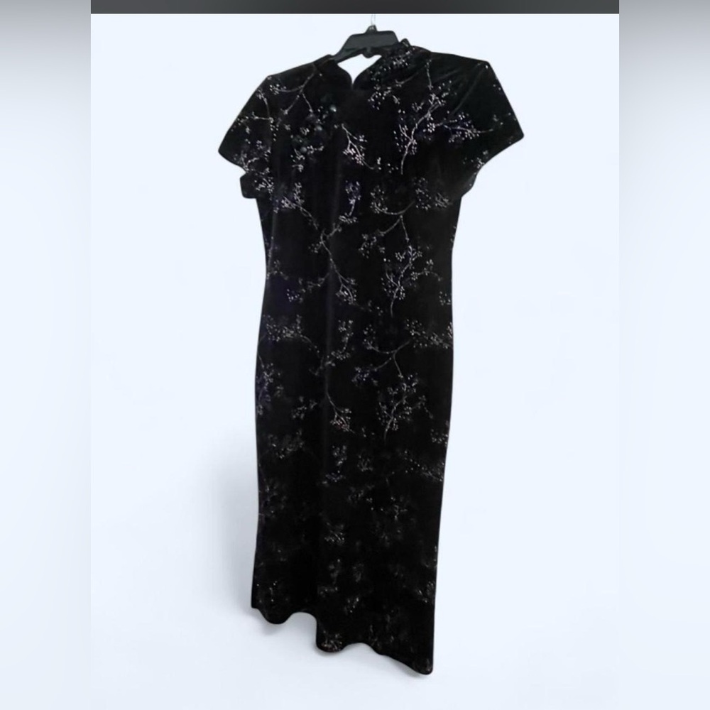 Sheri Martin Black Velvet Floral Midi Dress